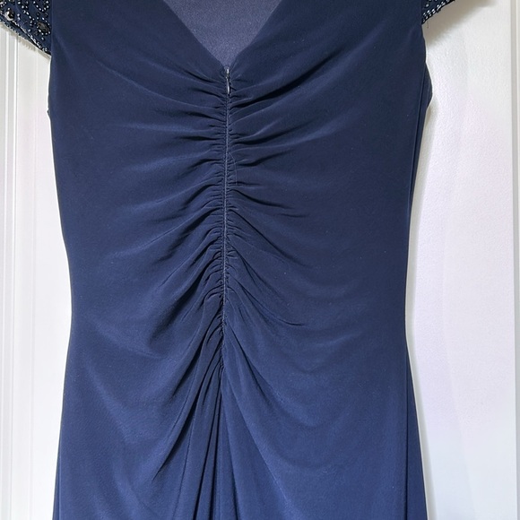 Eliza J Beaded Shoulder Cap Sleeve Jersey Dress Cocktail dress size 8 - Picture 8 of 10